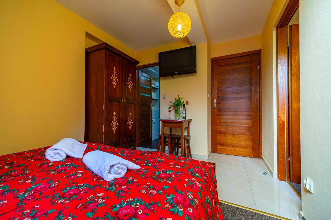 Apartamenty I Pokoje W Willi Na Ubocy スヘ エクステリア 写真