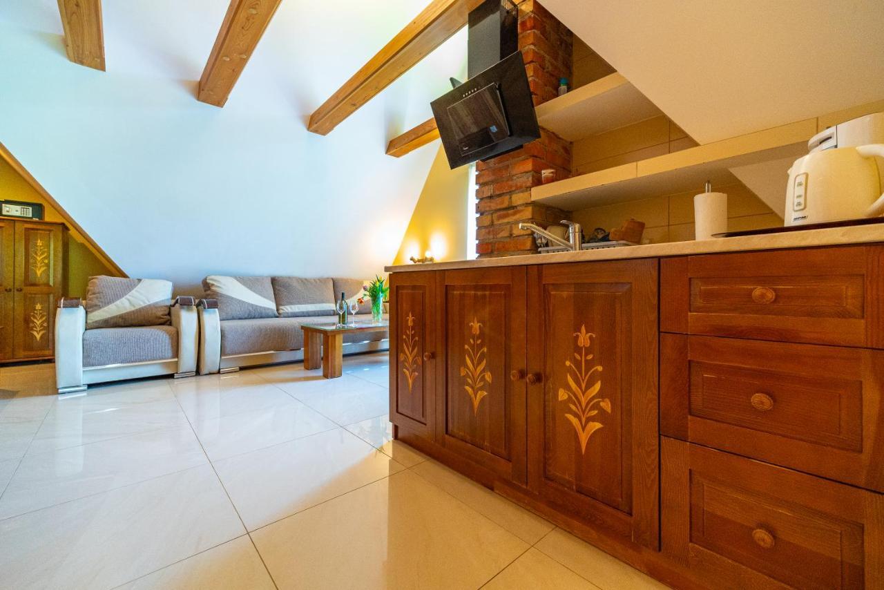Apartamenty I Pokoje W Willi Na Ubocy スヘ エクステリア 写真