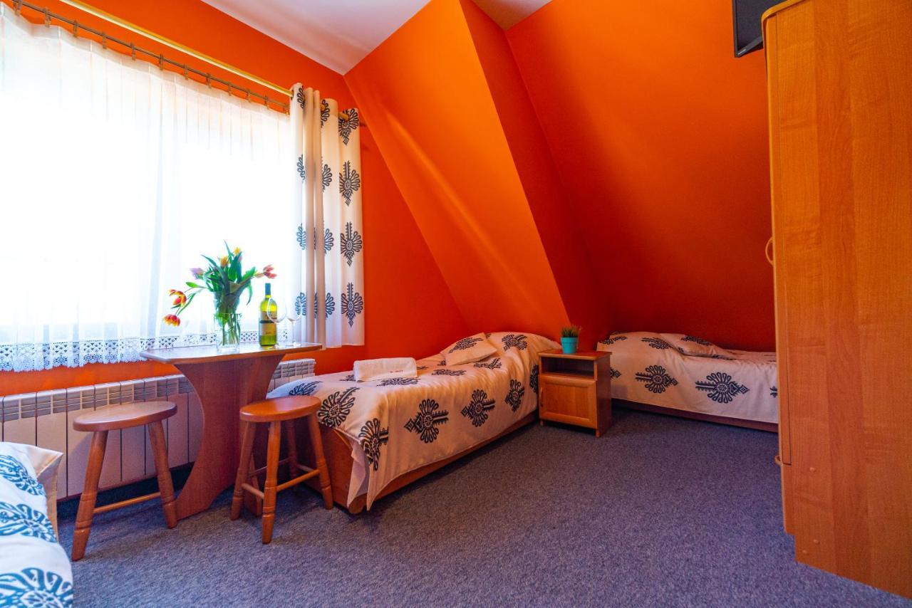 Apartamenty I Pokoje W Willi Na Ubocy スヘ エクステリア 写真
