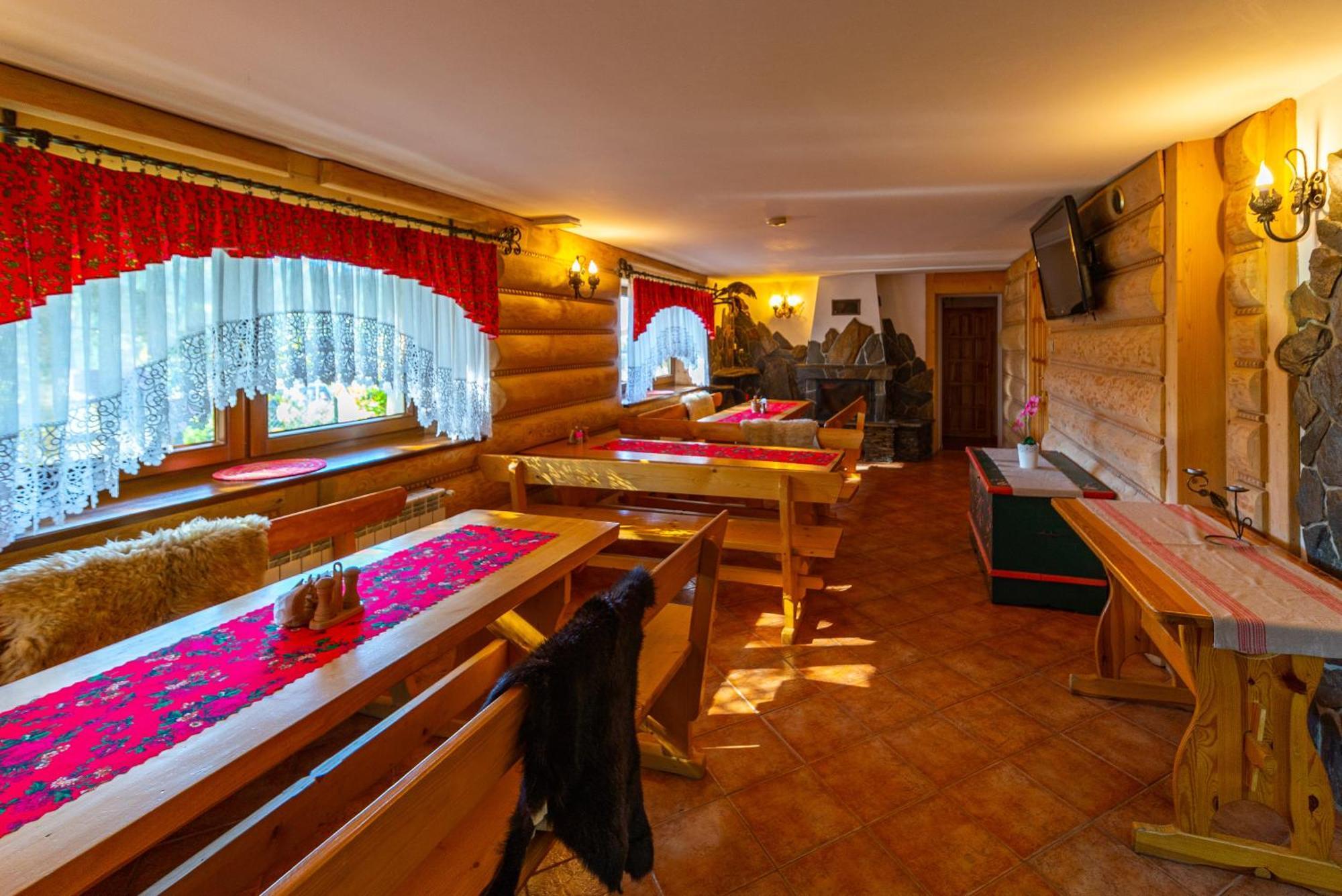Apartamenty I Pokoje W Willi Na Ubocy スヘ エクステリア 写真